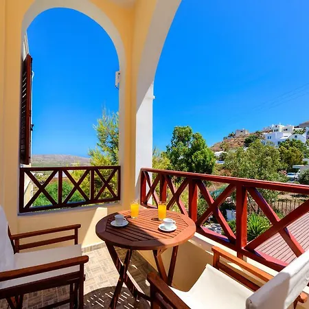 Aspalathos * Akrotiri (Santorini)