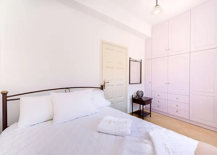 Aspalathos Акротири